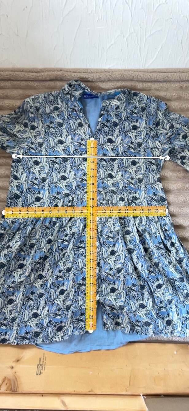 Tuckernuck | Ro's Garden Blue Floral Tiered Shirt Dress Size M - Picture 4 of 5